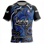 Camiseta Canterbury Bankstown Bulldogs Rugby 2025 Indigena  Camiseta Canterbury Bankstown Bulldogs Rugby 2025 Indigena